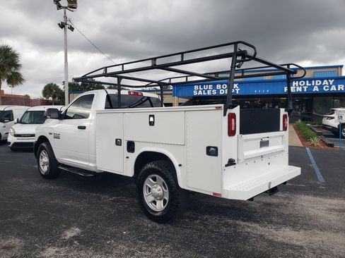 Used 2018 RAM 2500 Tradesman image 3