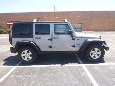 Used 2015 Jeep Wrangler 4WD Unlimited Sport image 1
