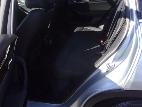 Used 2018 BMW X3 xDrive30i image 18