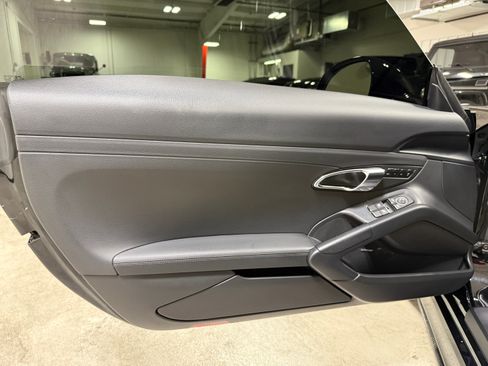 Used 2014 Porsche Cayman S RWD image 17