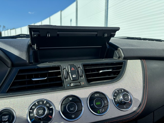 Used 2014 BMW Z4 sDrive28i RWD image 26