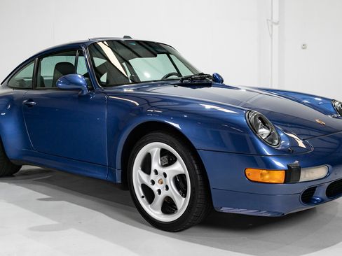 Used 1998 Porsche 911 Carrera S image 4