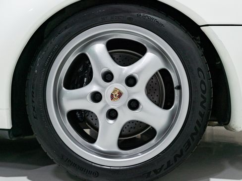 Used 1995 Porsche 911 Carrera image 14