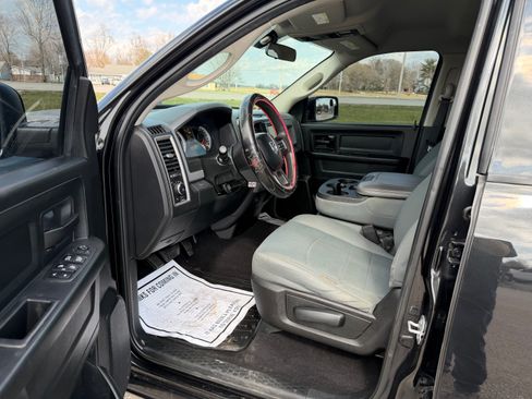 Used 2018 RAM 1500 Classic Express image 7