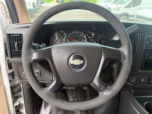 Used 2013 Chevrolet Express 3500 UNAVAIL RWD image 9