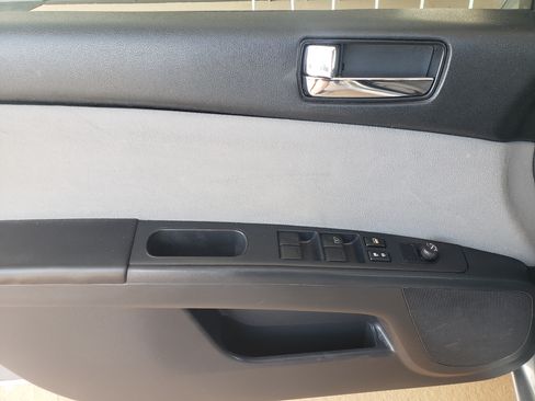 Used 2012 Nissan Sentra S image 9