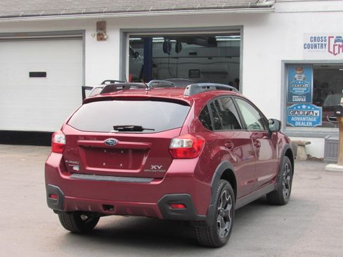 Used 2014 Subaru XV Crosstrek 2.0i Limited AWD/4WD image 7