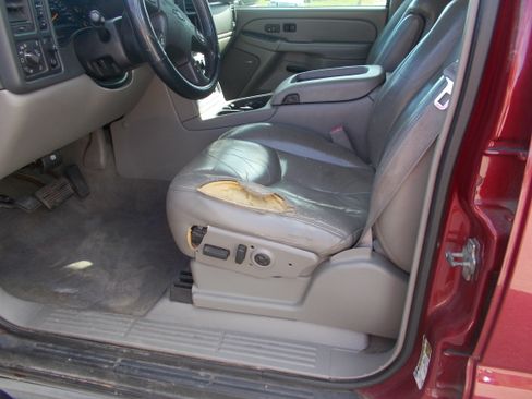 Used 2004 Chevrolet Tahoe 4WD image 7