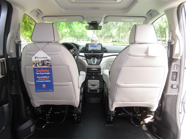 Used 2026 Honda Odyssey Touring image 21
