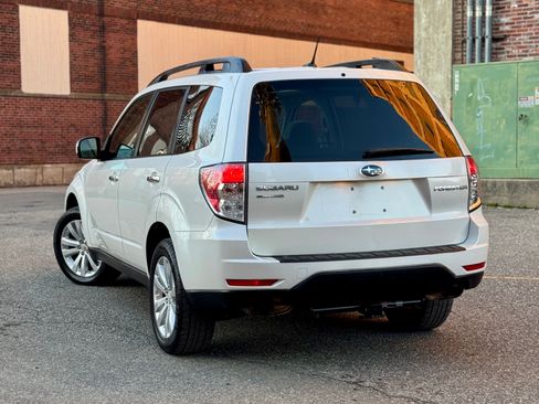 Used 2012 Subaru Forester 2.5X Premium image 3