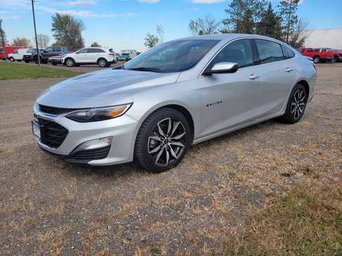 Used 2020 Chevrolet Malibu RS image 1