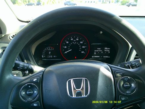 Used 2019 Honda HR-V EX image 19