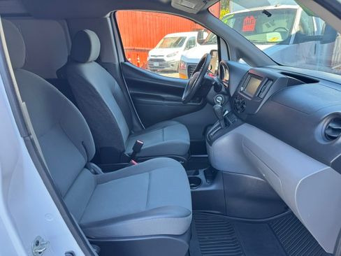 Used 2020 Nissan NV200 S FWD image 20
