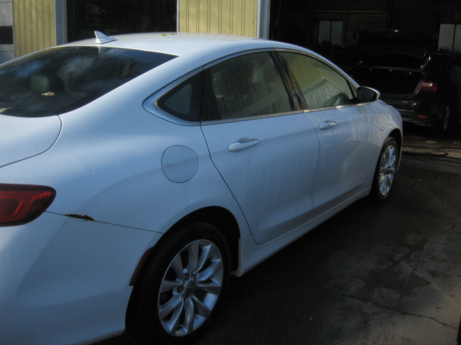 Used 2015 Chrysler 200 C FWD image 5