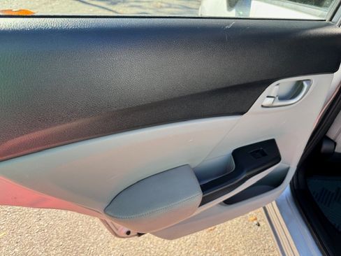 Used 2014 Honda Civic LX image 10