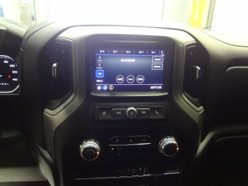 Used 2021 GMC Sierra 2500 SL image 12