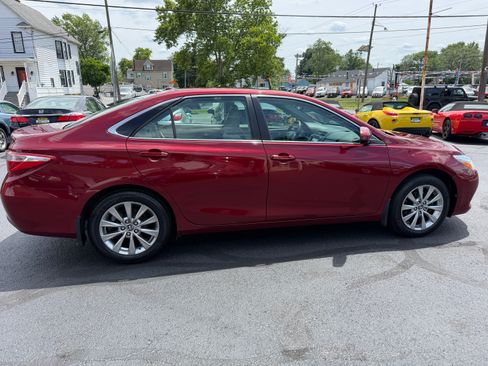 Used 2015 Toyota Camry XLE FWD image 26