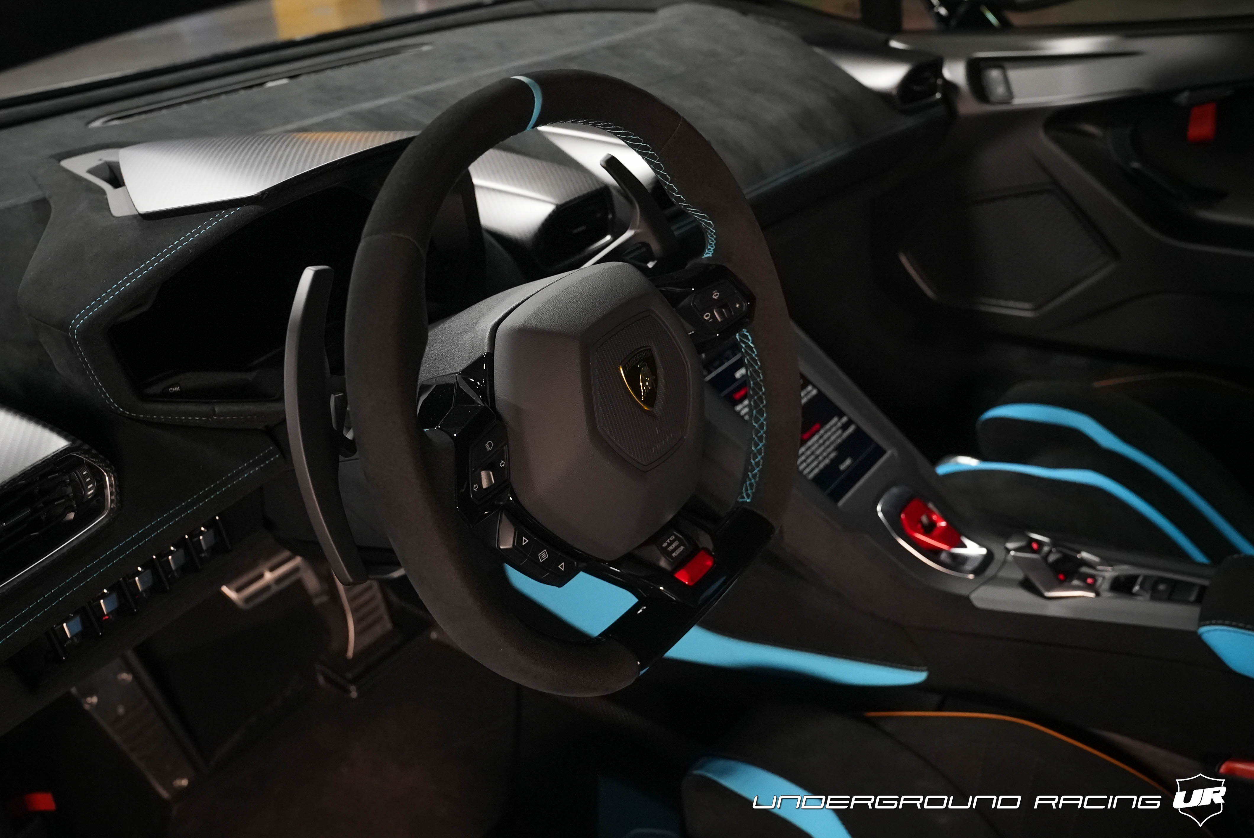Used 2022 Lamborghini Huracan STO Coupe RWD image 17