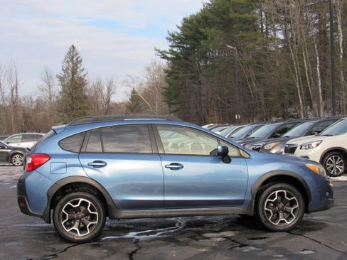Used 2014 Subaru XV Crosstrek 2.0i Premium image 12