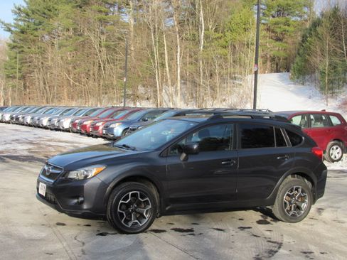 Used 2013 Subaru XV Crosstrek 2.0i Premium image 3