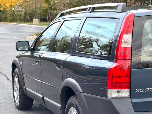 Used 2005 Volvo XC70 image 17