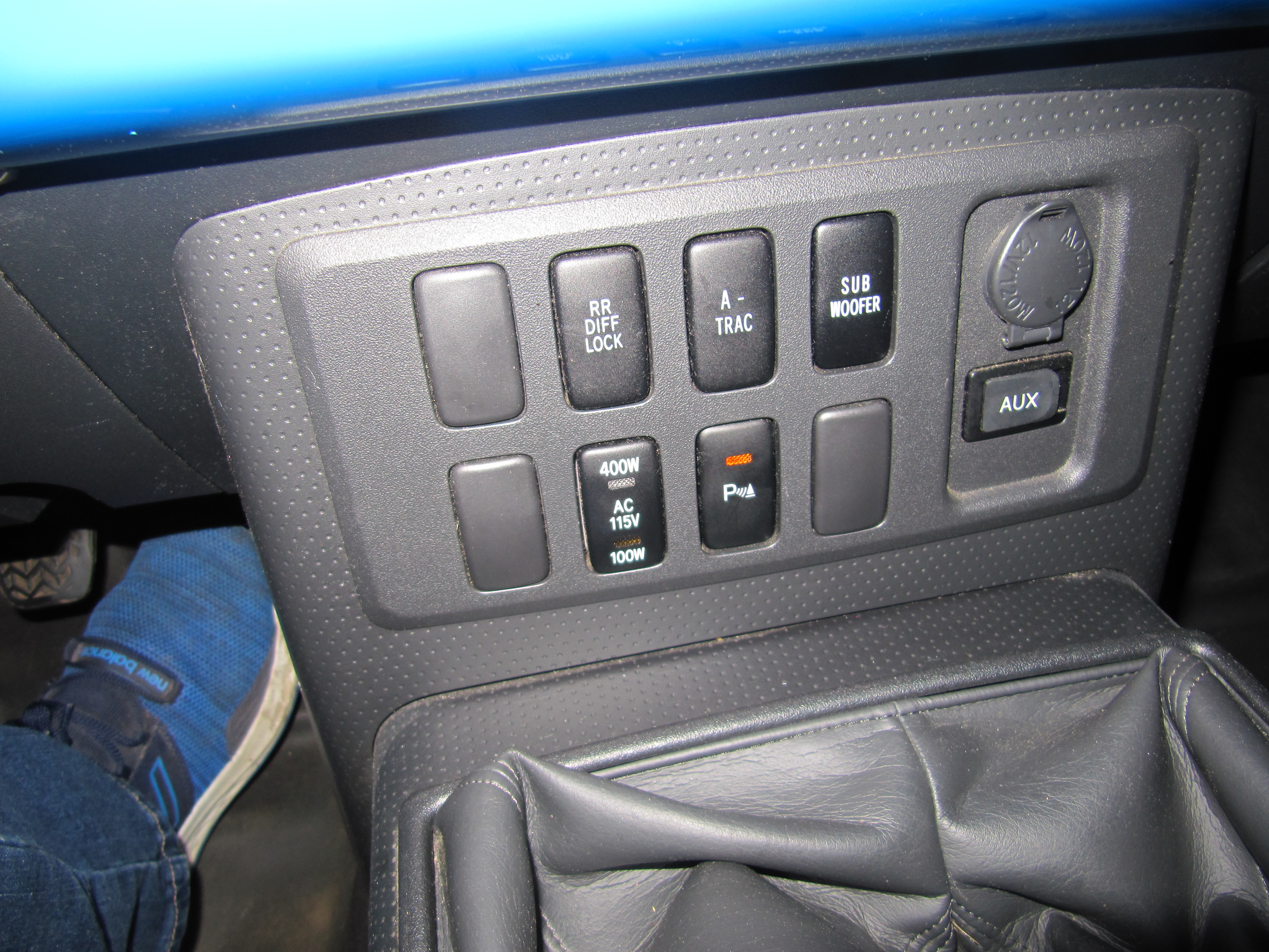 Used 2007 Toyota FJ Cruiser AWD/4WD image 31