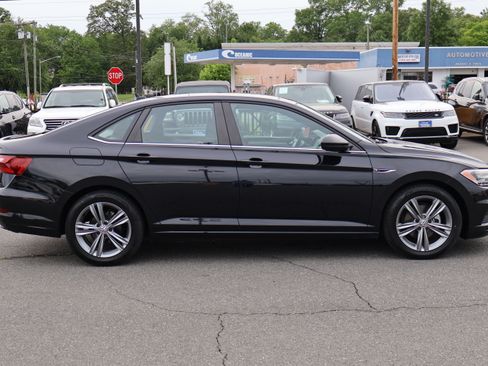 Used 2021 Volkswagen Jetta R-Line image 9