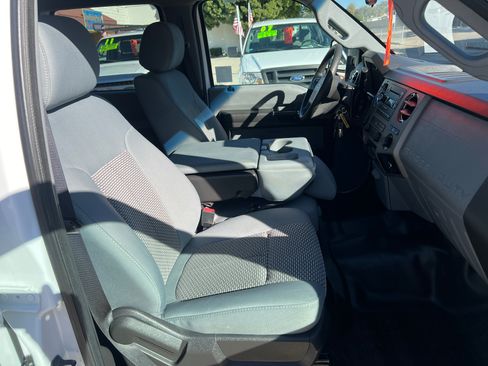 Used 2012 Ford F250 XLT image 12