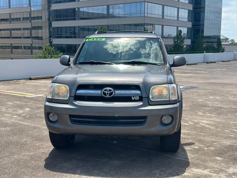 Used 2006 Toyota Sequoia Limited image 2