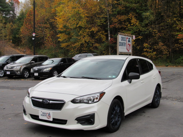 Used 2017 Subaru Impreza 2.0i Hatchback AWD/4WD image 1