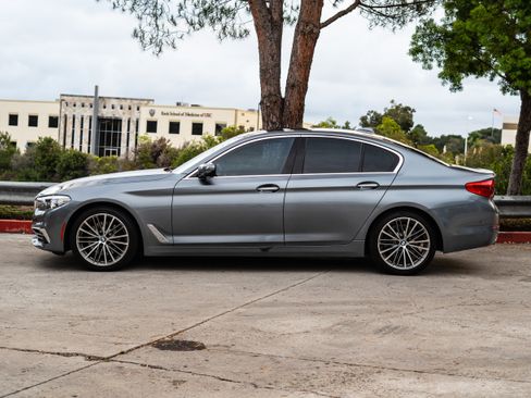 Used 2017 BMW 530i image 33
