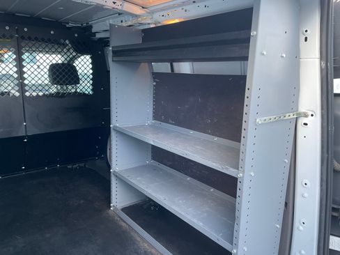 Used 2020 Ford Transit Connect XL image 9