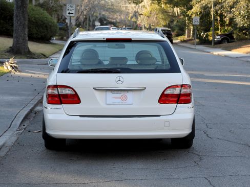 Used 2004 Mercedes-Benz E 320 Wagon image 5