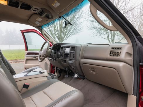 Used 2003 Ford Excursion Eddie Bauer image 42
