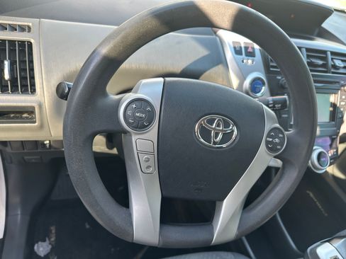 Used 2013 Toyota Prius V Three image 15