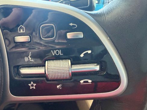 Used 2020 Mercedes-Benz GLS 580 image 60