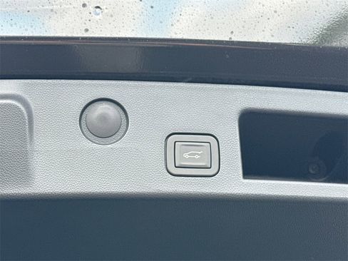 New 2026 GMC Terrain AT4 image 33