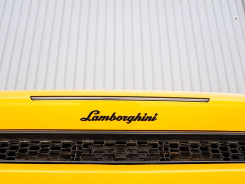 Used 2015 Lamborghini Huracan LP 610-4 image 10