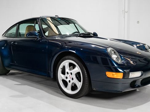 Used 1998 Porsche 911 Carrera S image 4