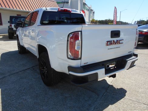 Used 2022 GMC Canyon 2WD Crew Cab Elevation image 5