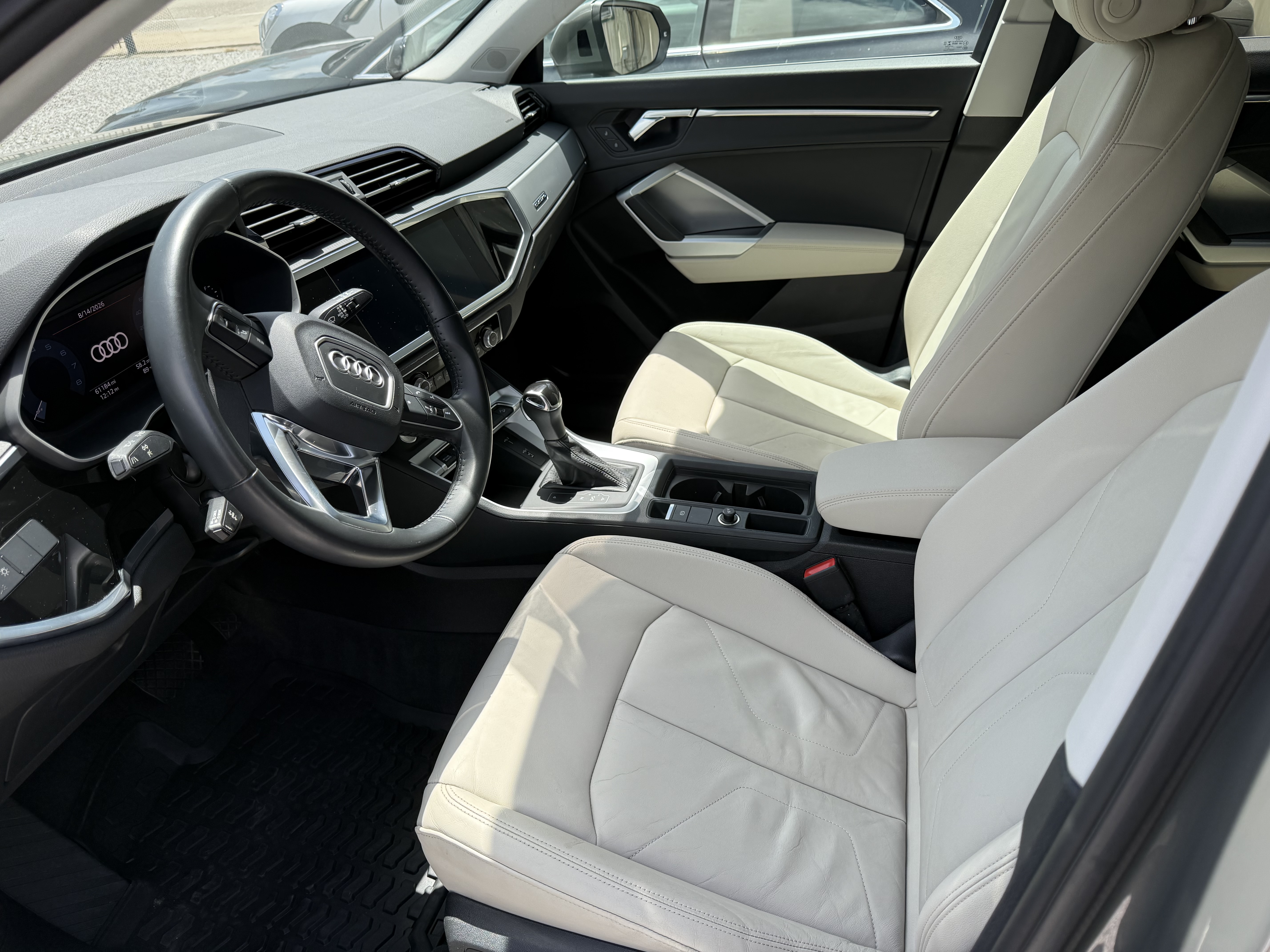 Used 2020 Audi Q3 quattro 2.0T Premium w/ S Line AWD/4WD image 18