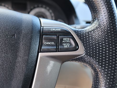 Used 2016 Honda Odyssey EX image 22