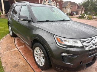 Used 2019 Ford Explorer XLT image 1