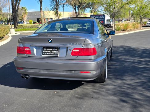 Used 2006 BMW 330Ci image 9