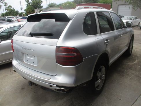 Used 2008 Porsche Cayenne S AWD/4WD image 6
