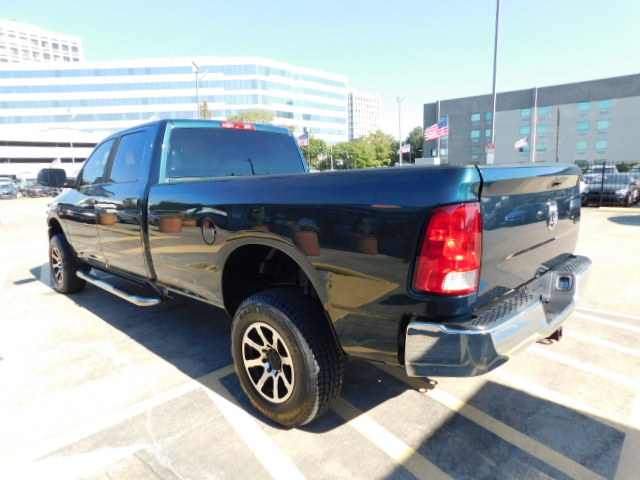 Used 2011 RAM 3500 4x4 Crew Cab image 5
