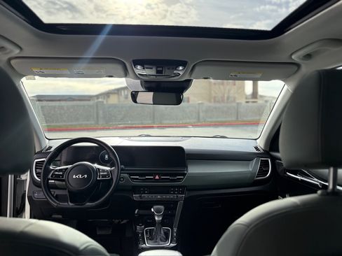 Used 2024 Kia Seltos SX image 15