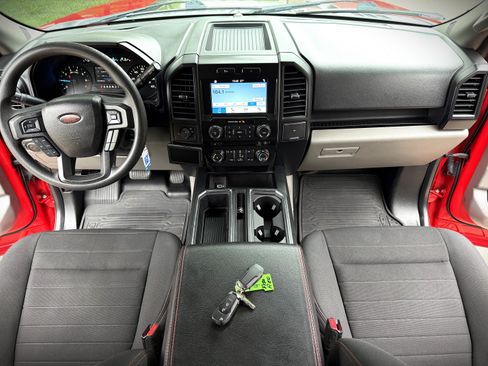 Used 2017 Ford F150 2WD SuperCab image 4