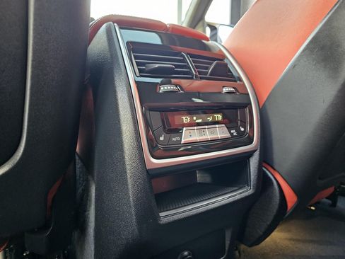 Used 2022 BMW X6 M Competition AWD/4WD image 17
