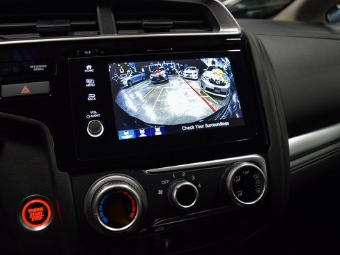 Used 2020 Honda Fit EX image 27